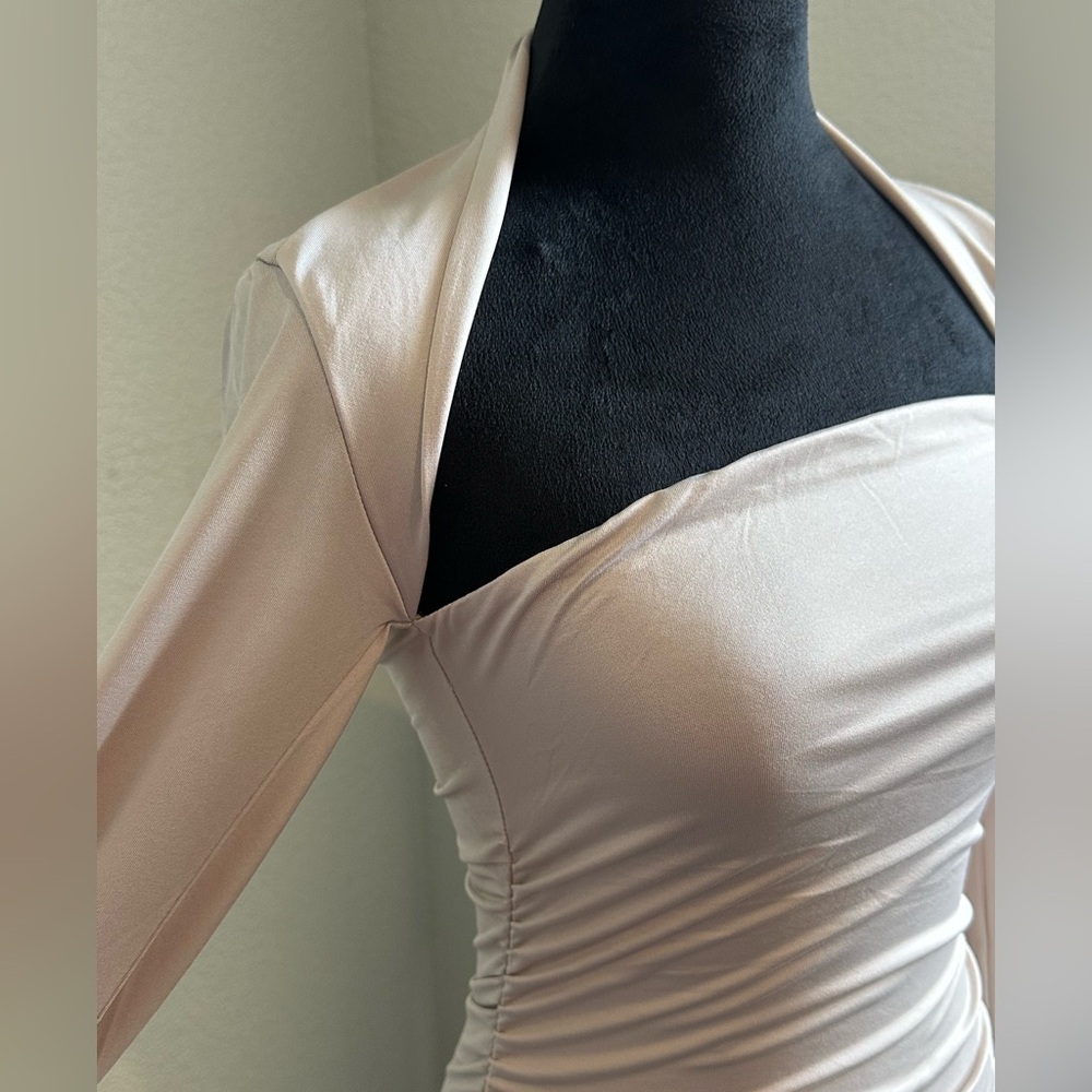 NWT Elegant Cream Long Sleeve Women's Top - Picture 4 of 7